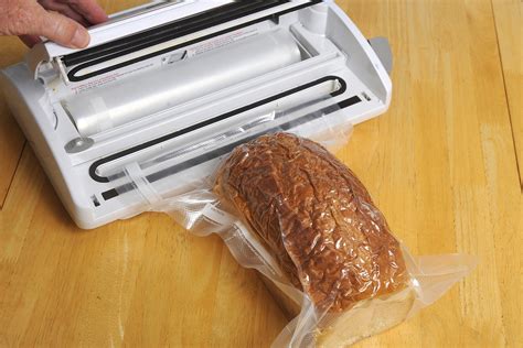 vacuum sealing bread to freeze